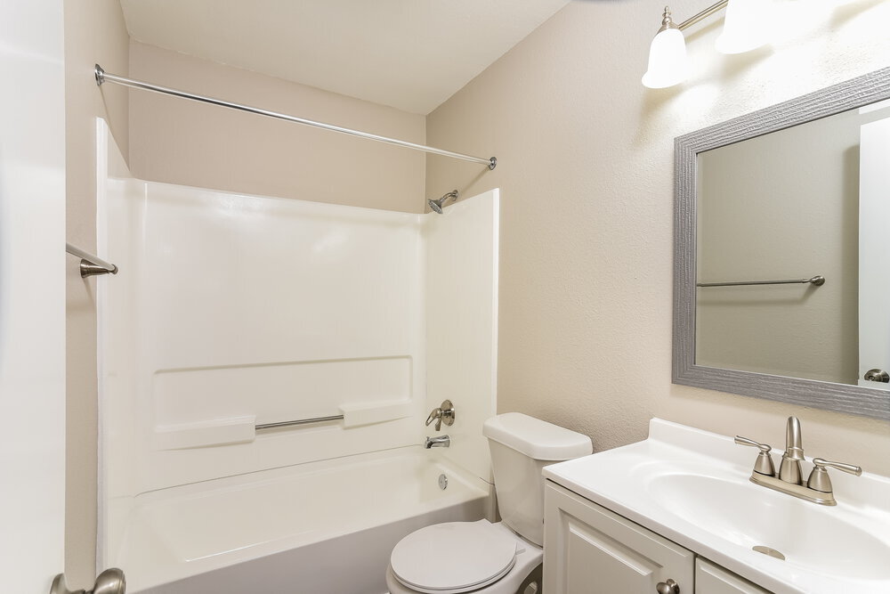 Building Photo - 4234 Sunrise Cove Dr