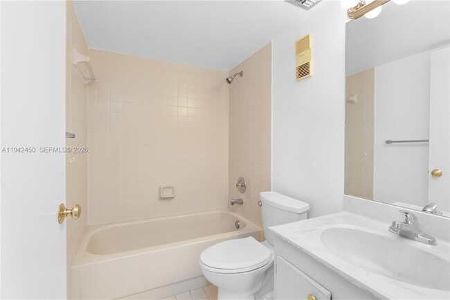 Building Photo - 8810 SW 132nd Pl