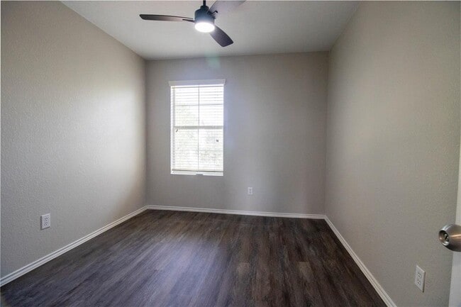 Building Photo - 16787 Mammoth Springs Dr