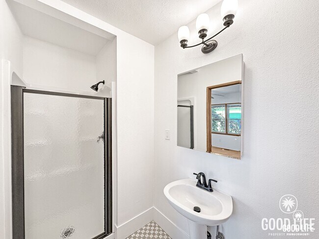 Building Photo - Beautiful Spanish Revival 3BR Home with Spacious Yard!