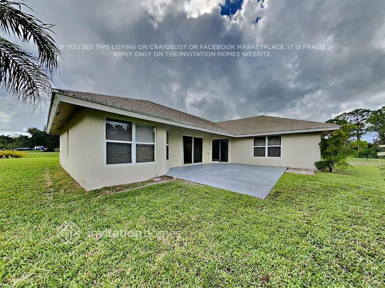 Building Photo - 8279 Coconut Blvd