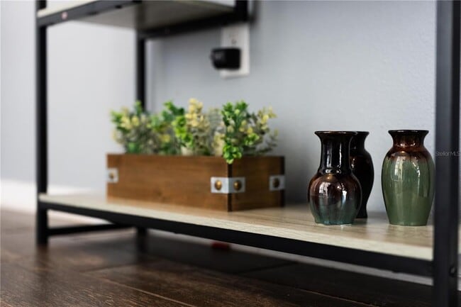 Building Photo - 5151 Ravena Ave E