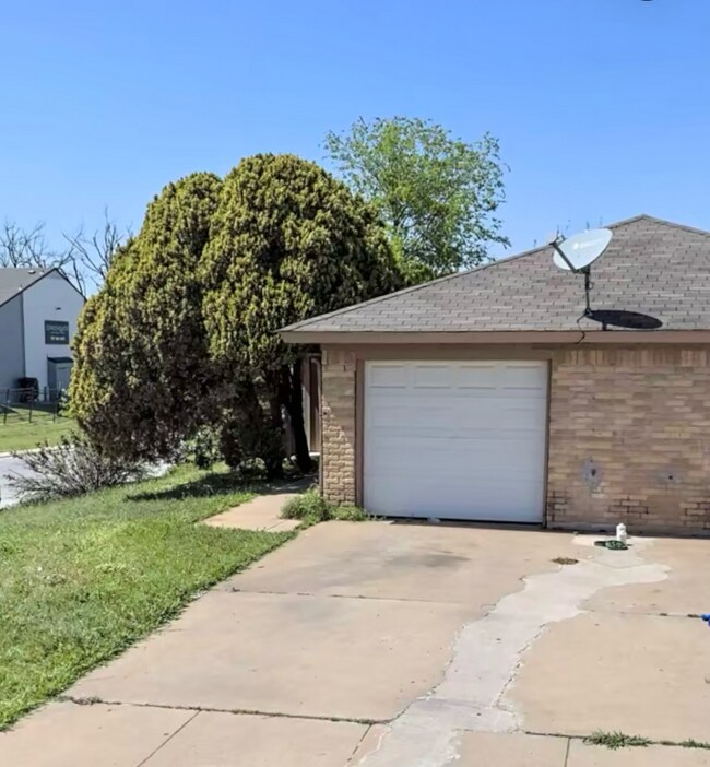 2832 Ridgecrest Dr 2832 Ridgecrest Dr Fort Worth TX 76133 Apartment