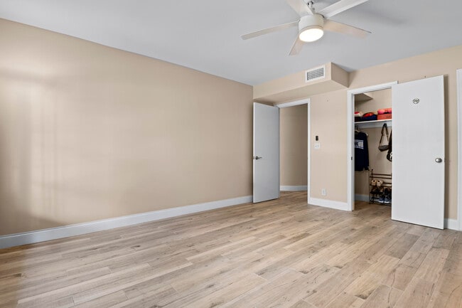 Building Photo - 2270 NE 68th St