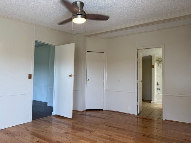 Building Photo - Three Bedroom Doublewide in Claremont