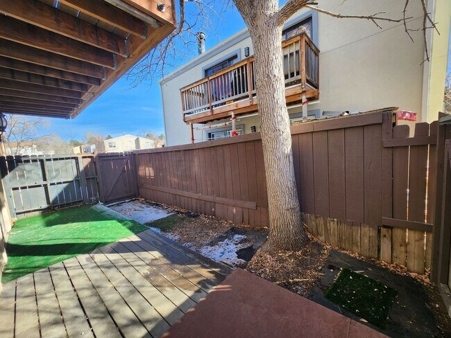 Building Photo - 4615 Picturesque Ct