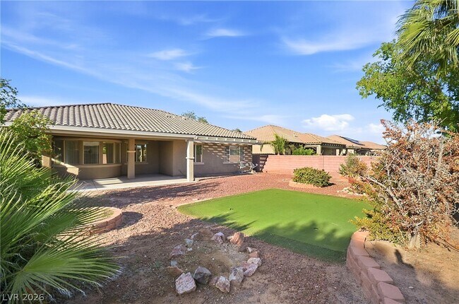 Building Photo - 5707 Golden Leaf Ave