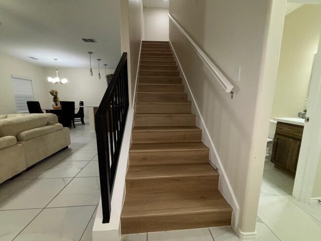 Building Photo - 5821 Colegio Ln