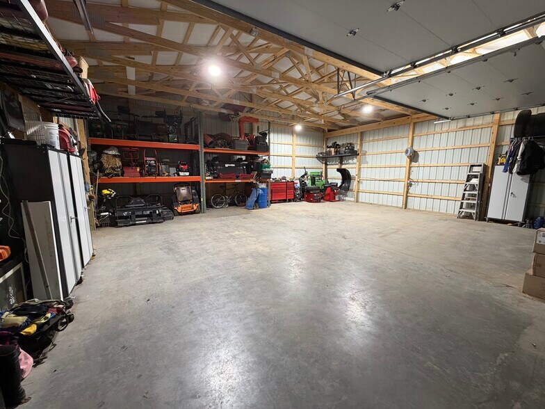 Building Photo - 38 Bramble Ln