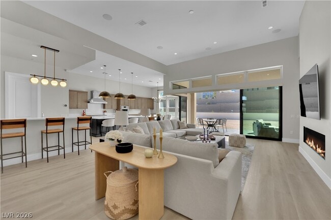 Building Photo - 10973 Horizon Ledge Ave