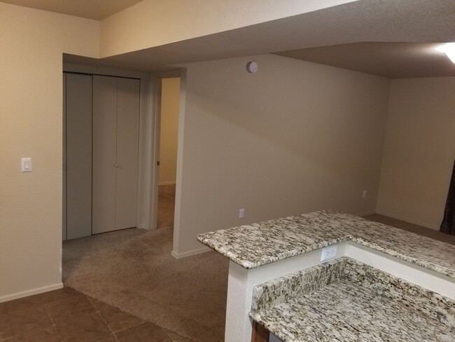 Building Photo - Upgraded West-Flagstaff Condo in the Arbor...