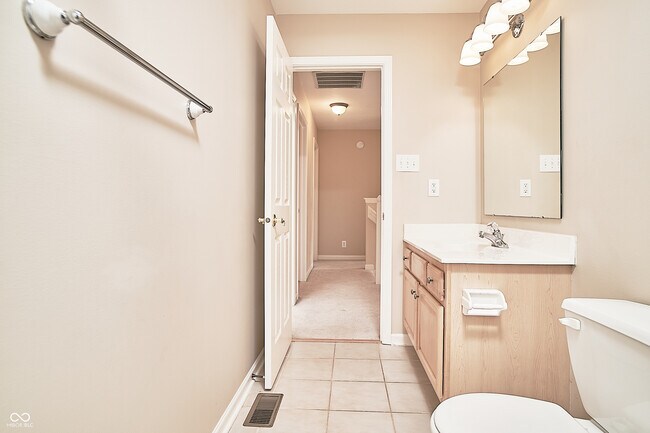 Building Photo - 11202 Timberview Dr