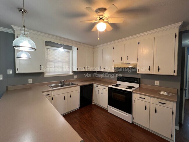Building Photo - 5432 Homestead Dr