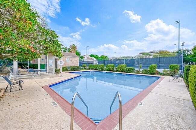 Building Photo - 7950 N Stadium Dr