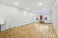 Building Photo - 525 Union Ave