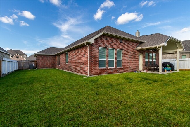 Building Photo - 6305 Rotherham St