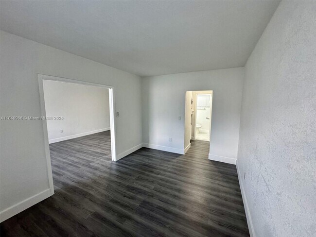 Building Photo - 218 Santillane Ave