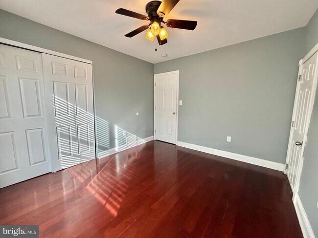 Building Photo - 37 Richards Rd