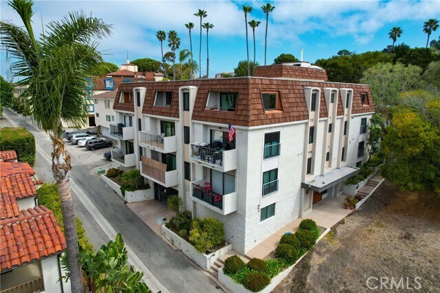 Building Photo - 2357 Palos Verdes Dr W