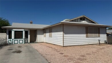 Building Photo - 4745 E Lana Dr