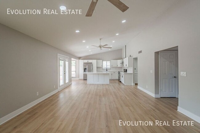 Building Photo - 6443 E Sandra Terrace