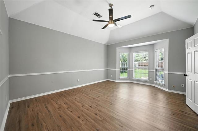Building Photo - 312 Larkspur Ct
