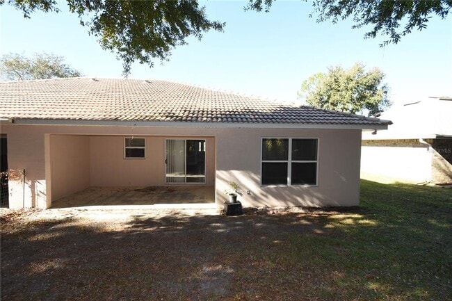 Building Photo - 8 Regency Dr