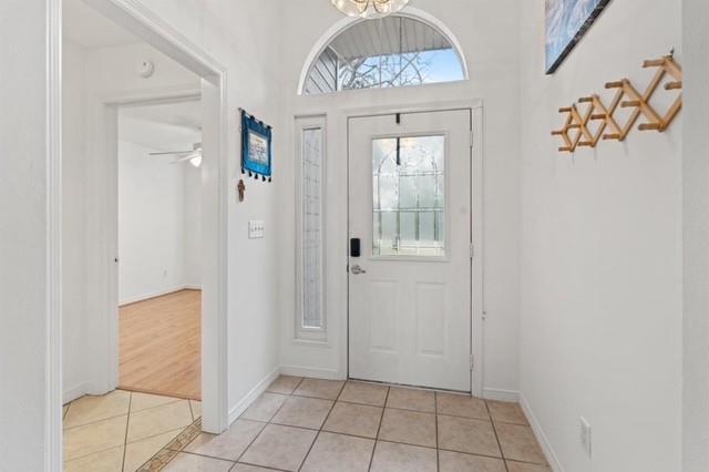 Building Photo - 467 Pinnacle