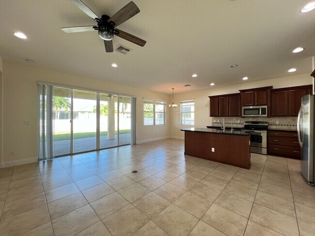 Building Photo - Luxury Living in a Gated Community – Modern 2-Bed Home with Premium Amenities!