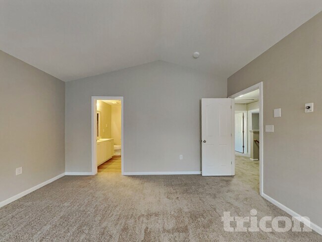 Building Photo - 4846 Autumn Oak Dr
