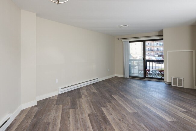 Building Photo - 90 Quincy Shore Dr
