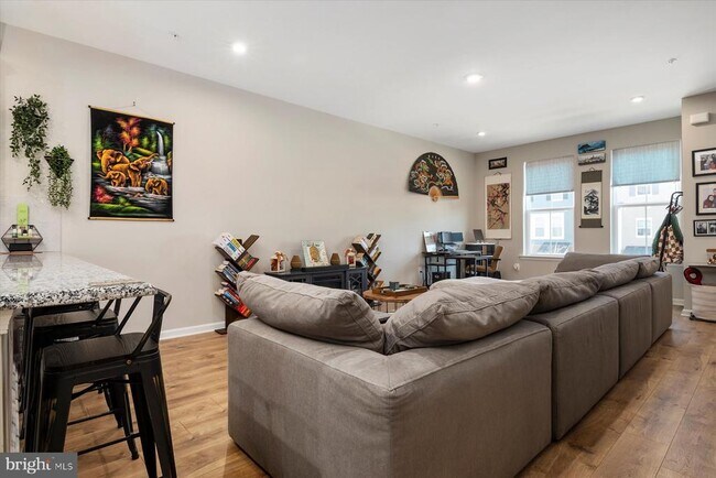 Building Photo - 7062 Fox Glove Ln