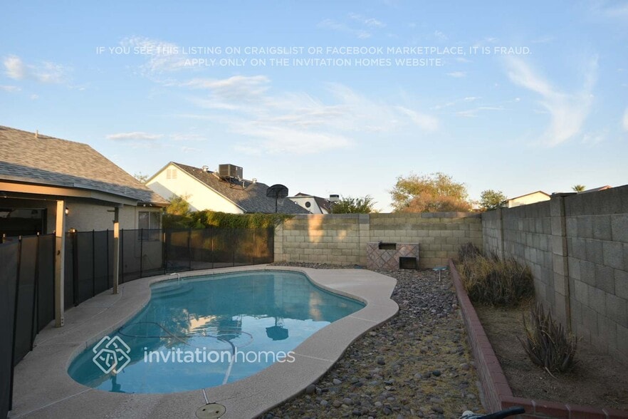 Building Photo - 5604 W Garden Dr