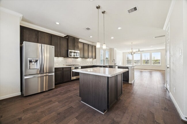 Building Photo - 10709 Madden Oaks Pl