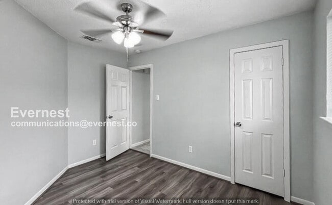 Building Photo - 8515 Lazy Brook Ln