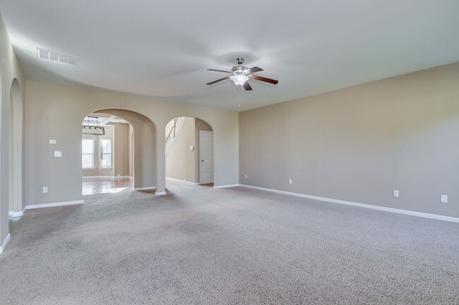 Building Photo - 5403 Hadwin Ct
