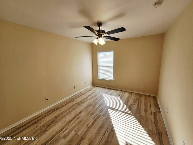 Building Photo - 6504 Crimson Leaf Ln