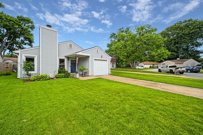 Building Photo - 1317 Faraid Ln