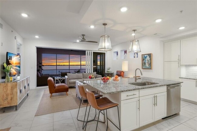 Building Photo - 376 Aruba Cir