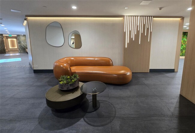 Building Photo - 90 SW 3rd St