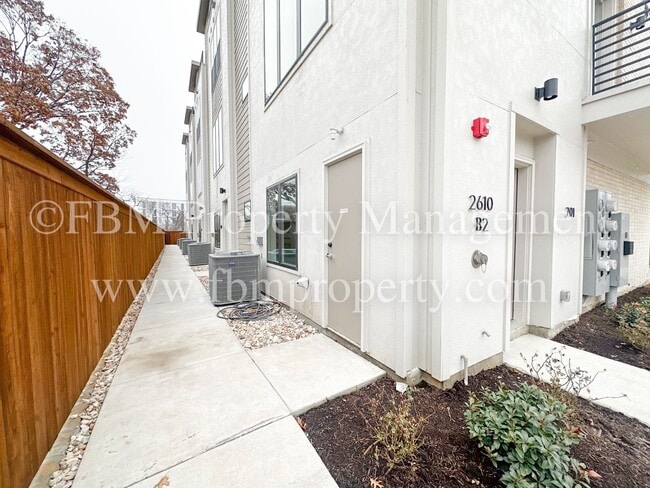 Building Photo - 2610 Kimsey Dr