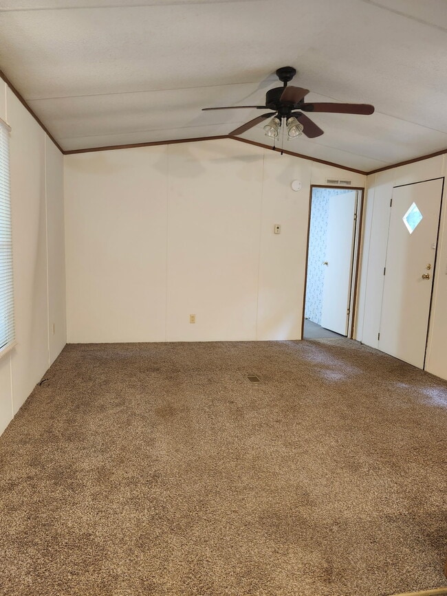 Building Photo - 2149 Twin Leaf Dr