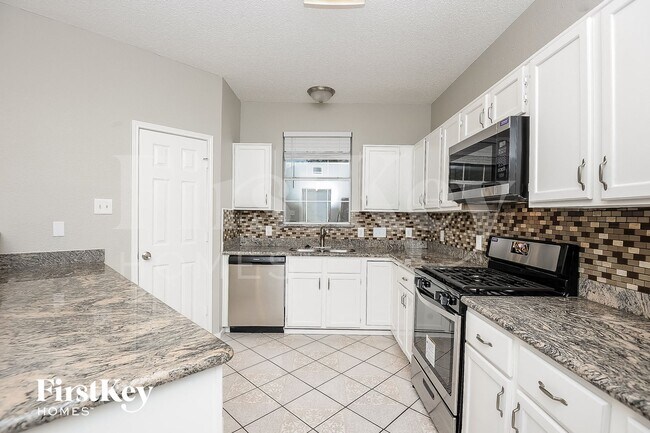 Building Photo - 1411 Springwood Dr