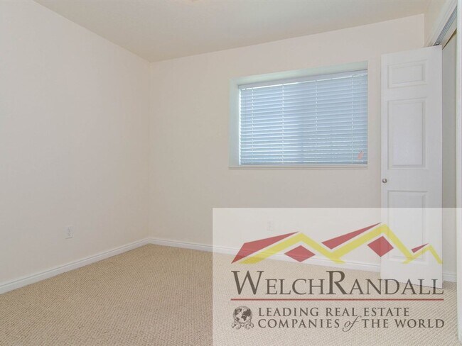 Building Photo - Spacious Lehi Condo