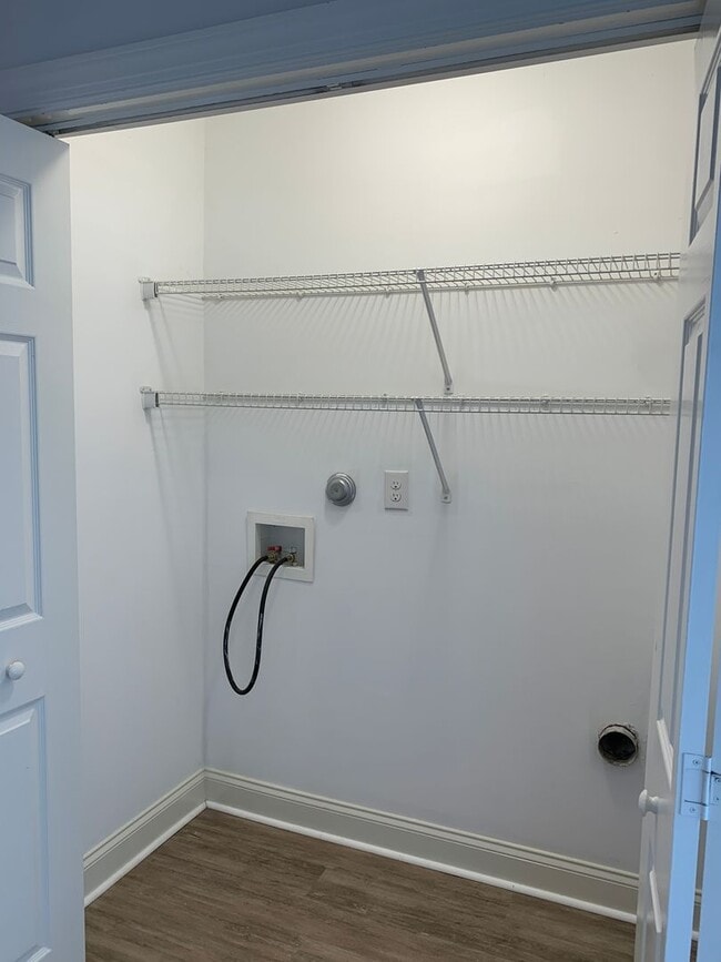 Building Photo - 3 Bedroom 2 Bath Townhome in Pleasant Grov...