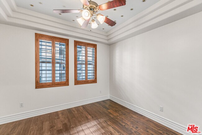 Building Photo - 12021 Guerin St