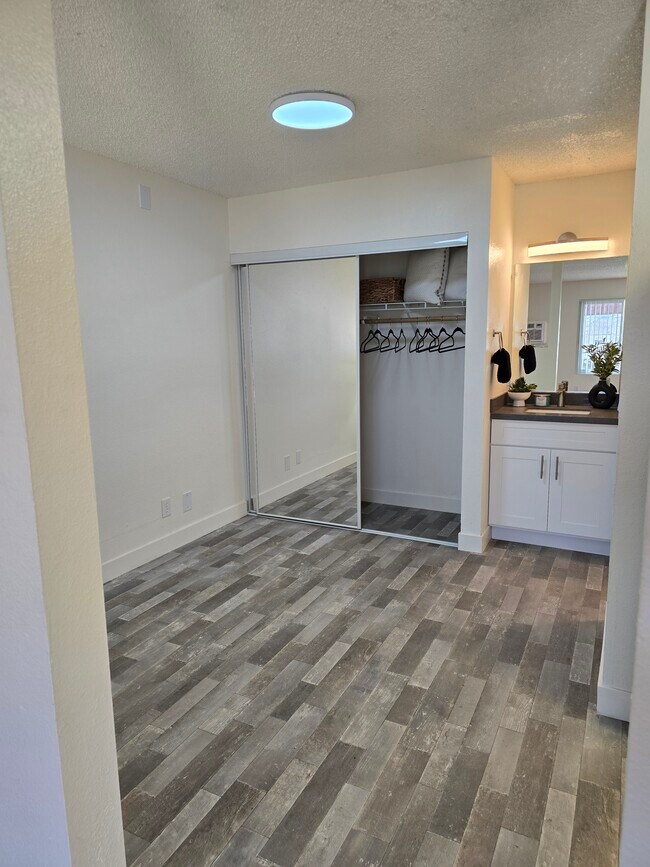 Bed Area - Sierra Park Apartments