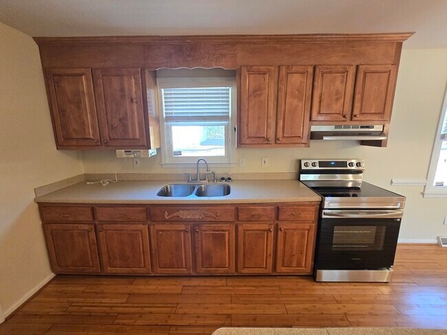 Building Photo - 20716 Vernetta Ln