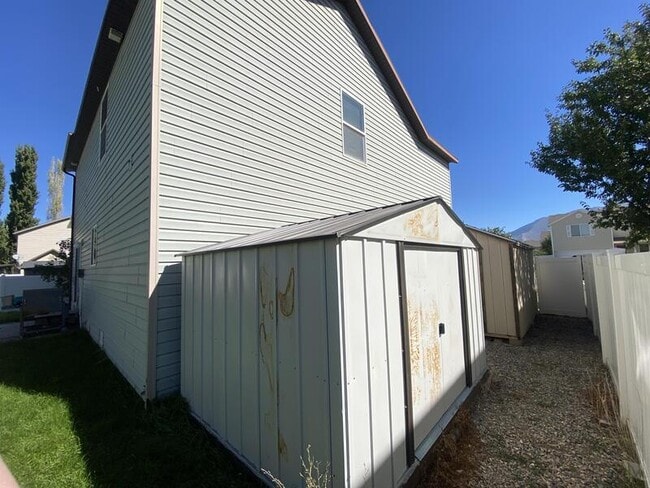 Building Photo - 432 S 1230 W