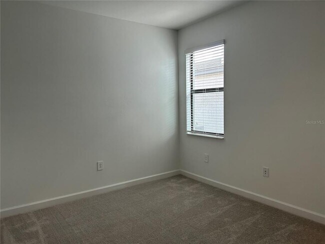 Building Photo - 15513 White Linen Dr